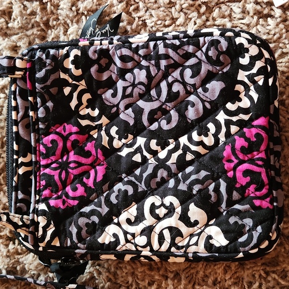 Vera Bradley black purple and white crossbody bag - Picture 3 of 11